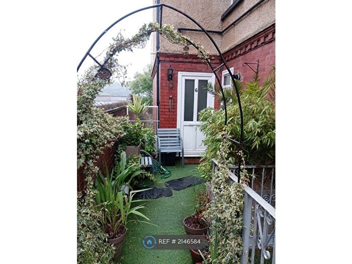 1 Bedroom Flat To Rent In Woodlands Road, Redhill, RH1