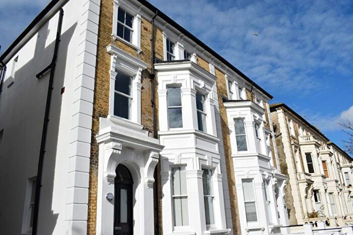 Flat To Rent In Selborne Road, Hove, East Sussex, BN3