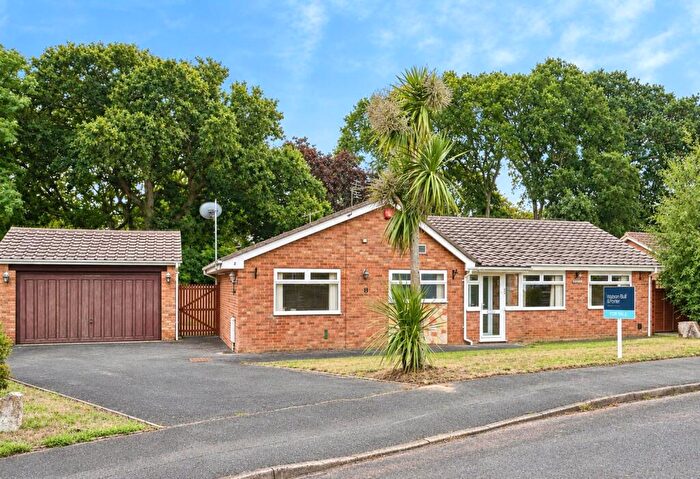 3 Bedroom Bungalow For Sale In Hollowood Road, Alverstone Garden Village, Sandown, Isle Of Wight, PO36