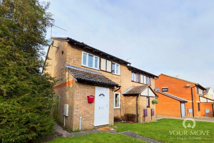 3 Bedroom Semi-Detached House To Rent In Bollinger Close, Duston, Northampton NN5