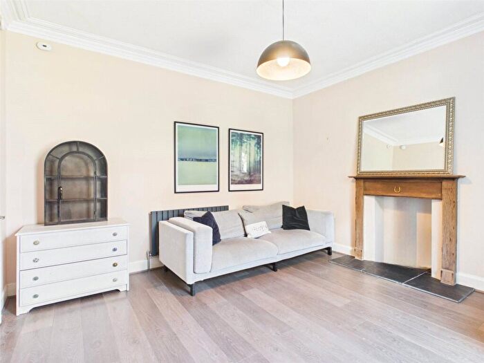1 Bedroom Apartment To Rent In Lady Menzies Place, Edinburgh, Midlothian, EH7