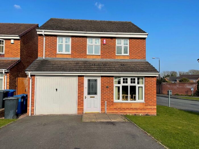 3 Bedroom Detached House To Rent In Grangeover Way, Derby, DE22