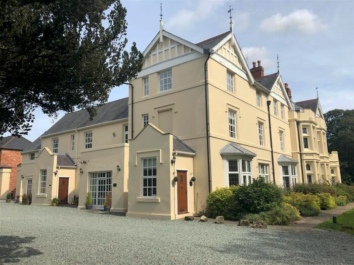 2 Bedroom Flat To Rent In Birmingham Road, Haseley, Warwick, CV35