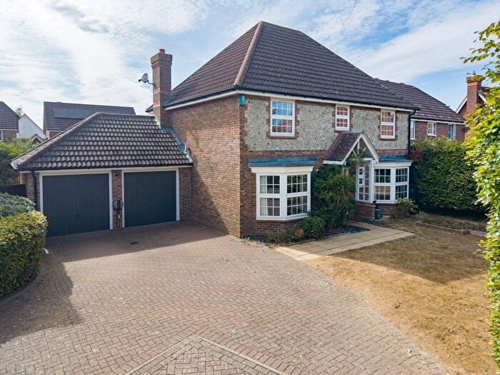 4 Bedroom Detached House For Sale In The Violets, Paddock Wood, Tonbridge, TN12