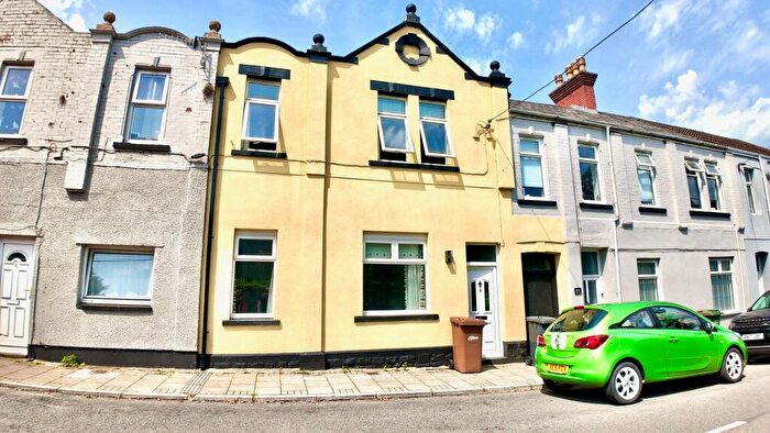 4 Bedroom Terraced House For Sale In Pengam, Blackwood, NP12