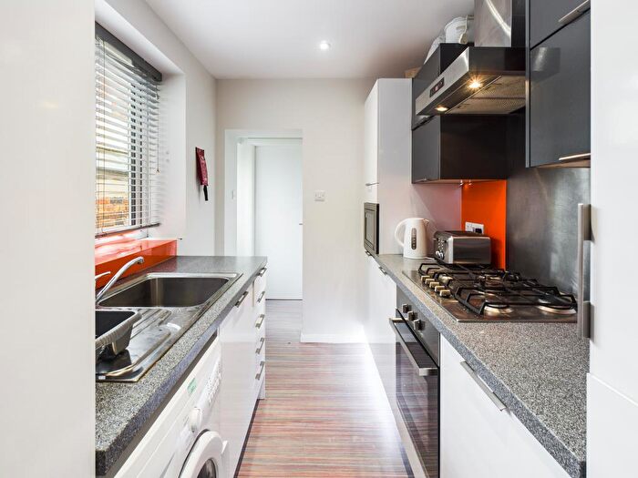 5 Bedroom Terraced House To Rent In Cauldon Road, Stoke, ST4