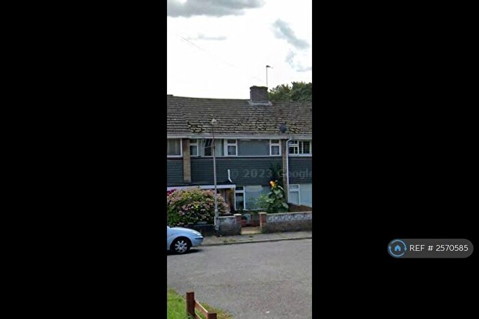 3 Bedroom Terraced House To Rent In Havant Road, Drayton, Portsmouth, PO6
