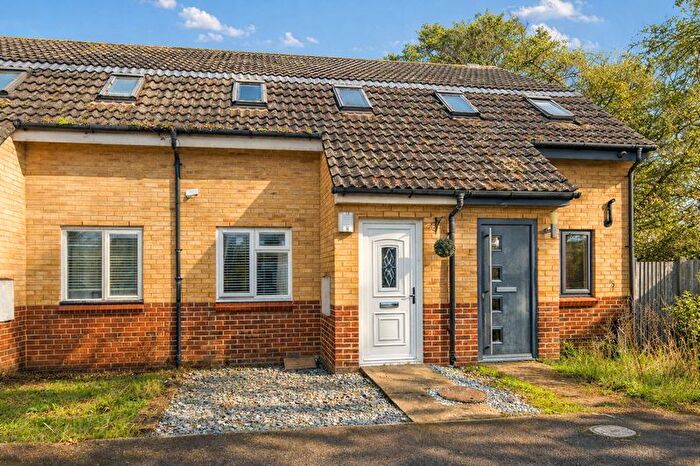 2 Bedroom Terraced House For Sale In Peppercorn Avenue, Oxford, OX3