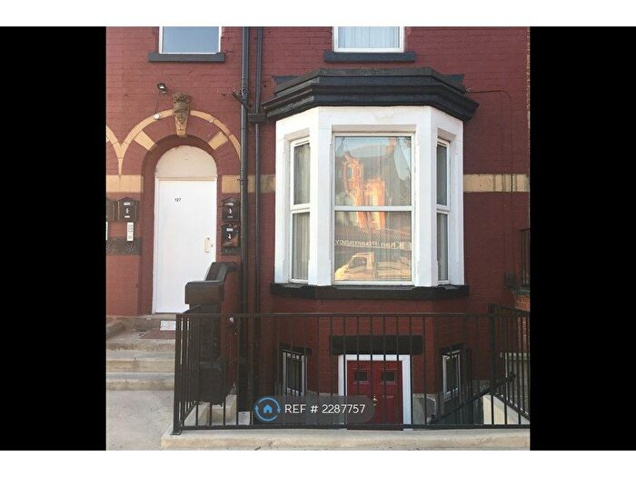 1 Bedroom Flat To Rent In Roundhay Road, Leeds, LS8