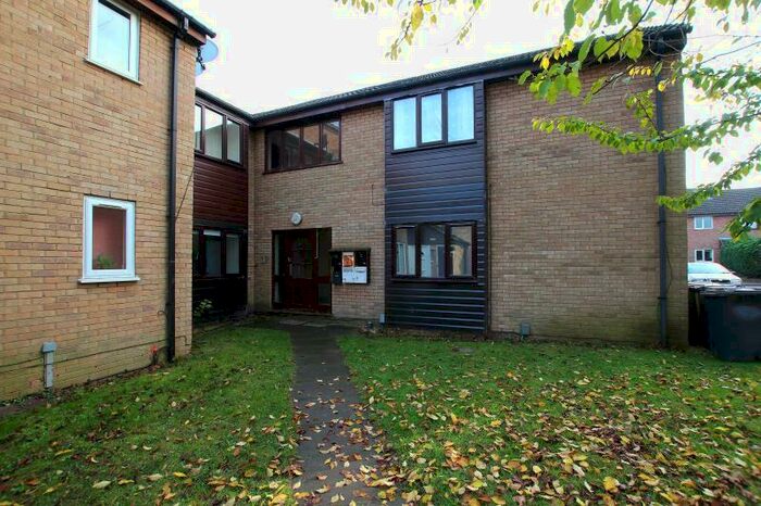 Studio To Rent In Somerville, Peterborough, PE4