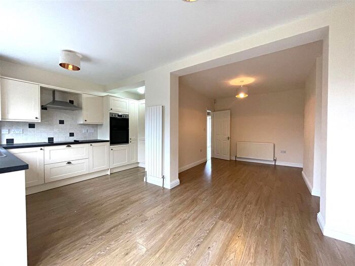 3 Bedroom End Terrace House To Rent In Royal Crescent, Ruislip, HA4