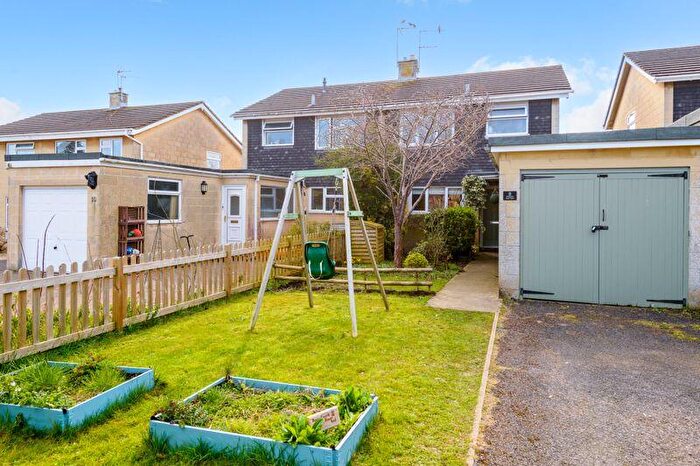 3 Bedroom Semi-Detached House For Sale In Bradford On Avon, BA15