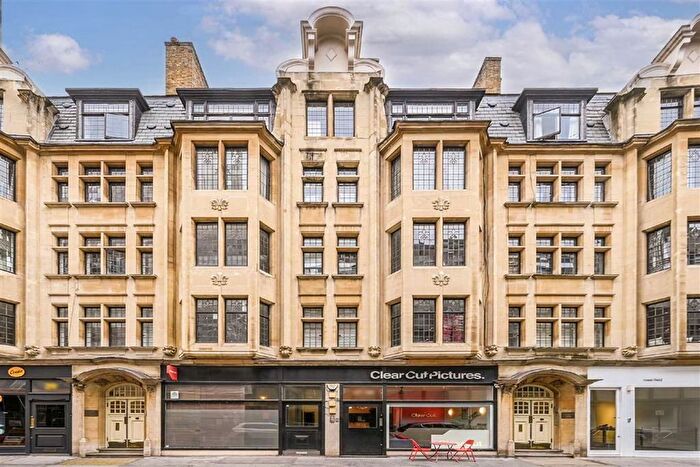 2 Bedroom Flat To Rent In Newman Street, Fitzrovia Amp; Covent Garden, W1T