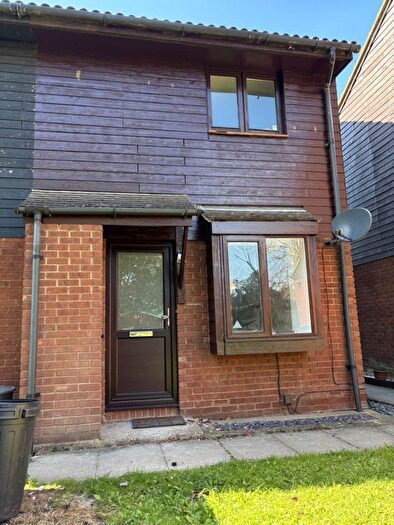 1 Bedroom Terraced House For Sale In Philpots Close, West Drayton, UB7