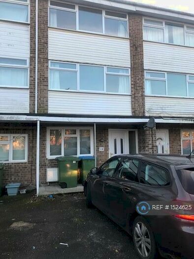 3 Bedroom Terraced House To Rent In Kentish Road, Southampton, SO15