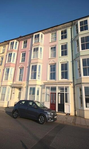 1 Bedroom Flat To Rent In Marine Terrace, Aberystwyth, SY23