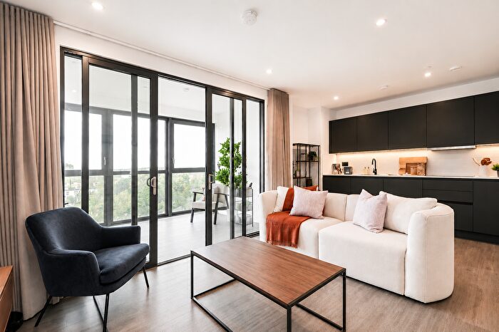 2 Bedroom Flat For Sale In Station Road, Croydon, CR0