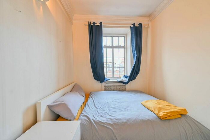 2 Bedroom Flat To Rent In Seymour Street, Marylebone, London, W1H