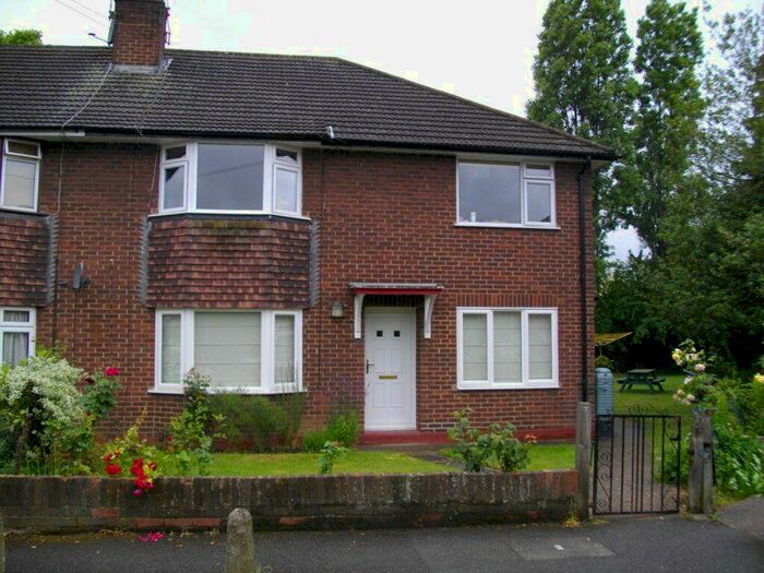 2 Bedroom Maisonette To Rent In Deena Close, Cippenham, SL1