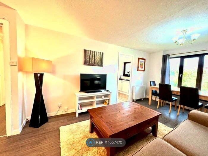 2 Bedroom Flat To Rent In Adamswell Street, Glasgow, G21