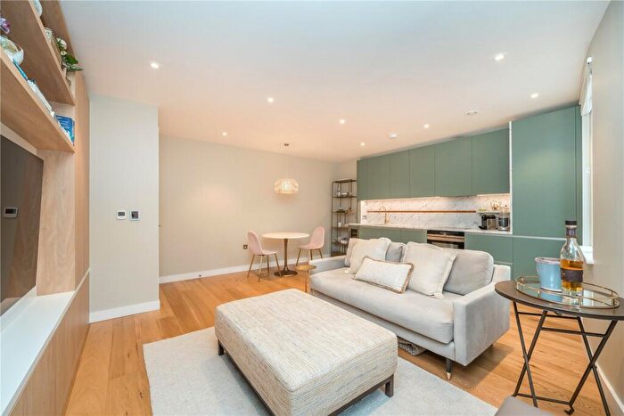 1 Bedroom Apartment For Sale In Esther Anne Place, Islington Square, London, N1