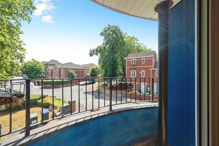 2 Bedroom Apartment For Sale In Navigation Way, Hockley, Birmingham, B18 - Photo 3