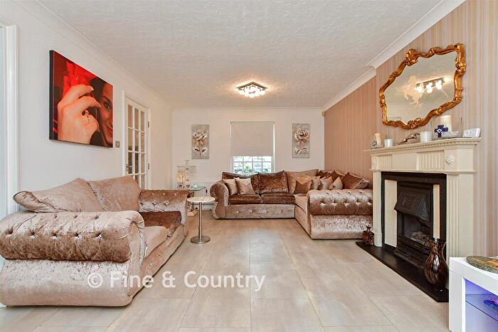 5 Bedroom Detached House For Sale In The Spinney, Cliftonville, Margate, Kent, CT9