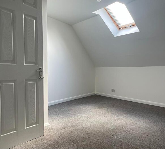 Apartment To Rent In High Street, Orpington, BR6