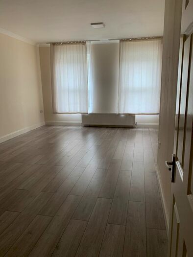 2 Bedroom Flat To Rent In Fonthill Road, Finsbury Park, London., N4