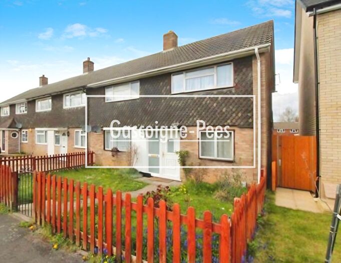 4 Bedroom End Of Terrace House To Rent In Pinkerton Road, Basingstoke, RG22