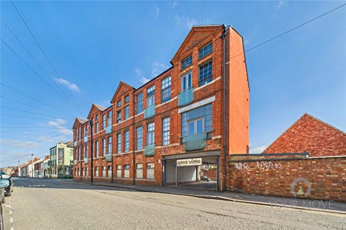 2 Bedroom Flat To Rent In Grove Road, Northampton, NN1