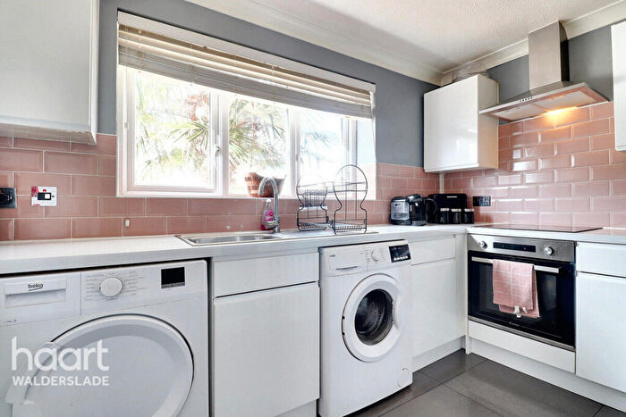 3 Bedroom Terraced House For Sale In Scott Avenue, Rainham, ME8