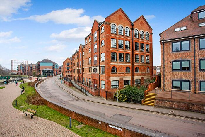 2 Bedroom Flat To Rent In Whitefriars Wharf, Tonbridge, TN9