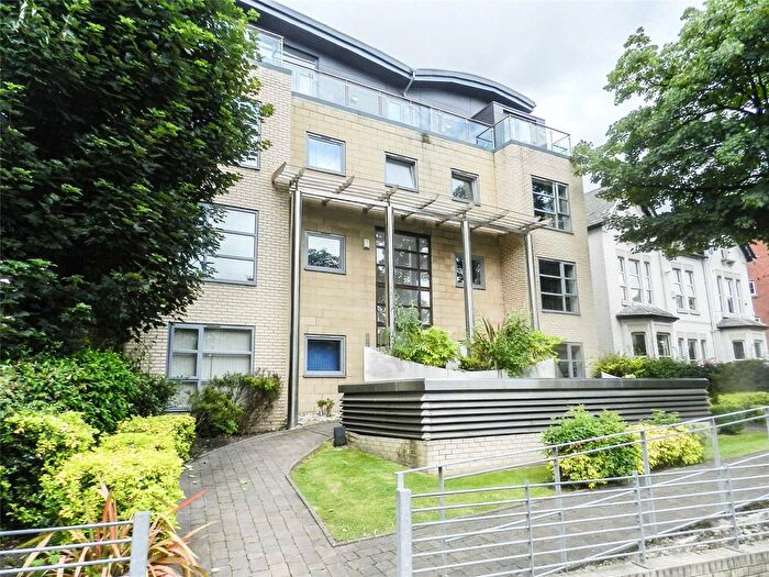 2 Bedroom Flat For Sale In Withington Point, - Wilmslow Road, Withington, Manchester, M20
