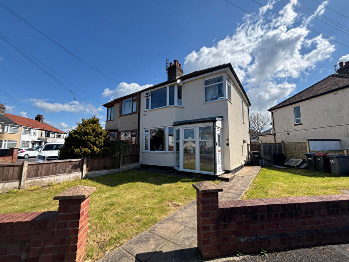 3 Bedroom Semi Detached House For Sale In Coniston Avenue, Thornton, FY5