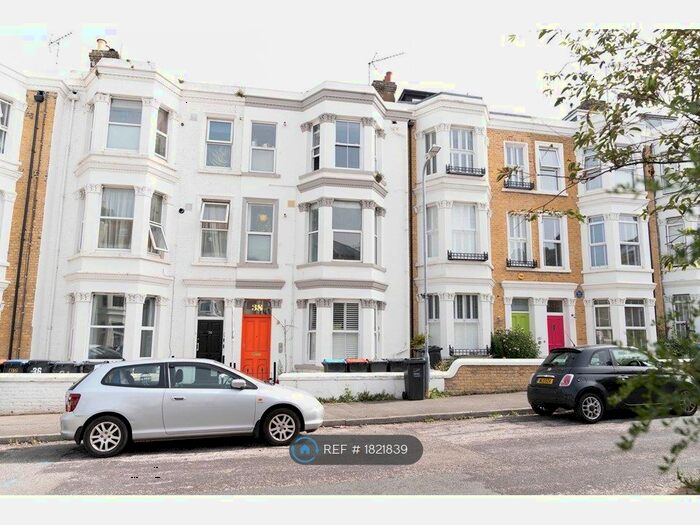 2 Bedroom Flat To Rent In Gordon Road, Cliftonville, Margate, CT9