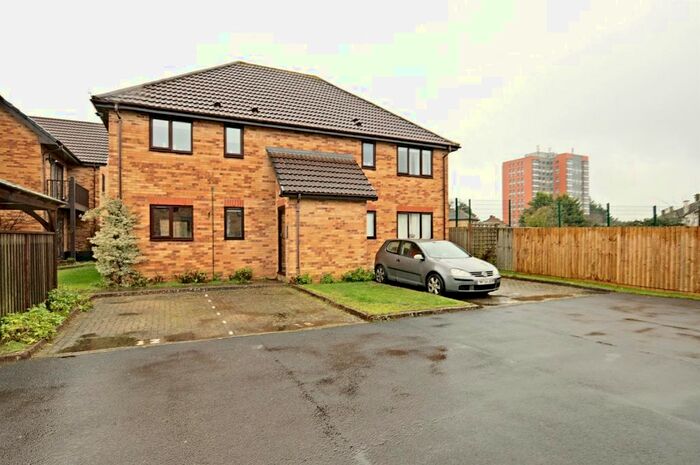 1 Bedroom Flat To Rent In Joan Lawrence Place, Headington, Oxford, OX3