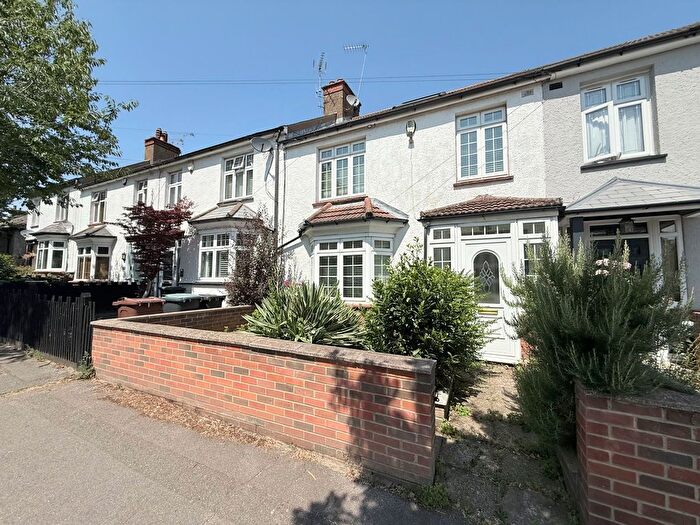 4 Bedroom Terraced House For Sale In Parrock Avenue, Gravesend, DA12