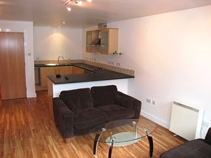2 Bedroom Flat To Rent In Sheepcote Street, Birmingham, B16
