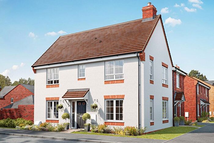 3 Bedroom End Of Terrace House For Sale In Banbury Road, Upper Lighthorne, Warwickshire, CV33