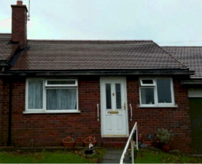 1 Bedroom Bungalow To Rent In Johnson Crescent, ST10