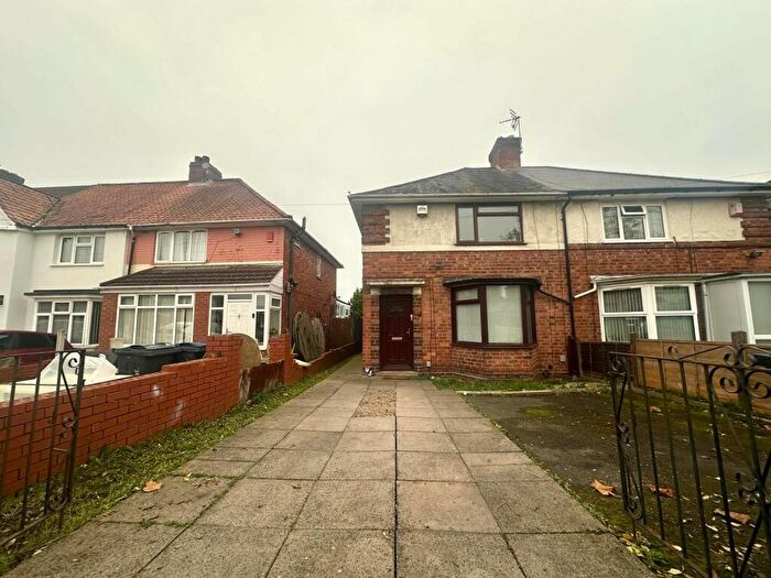 3 Bedroom Semi-Detached House To Rent In Severne Road, Acocks Green, B27