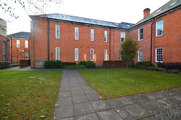 1 Bedroom Flat To Rent In Homestead Road, Chichester, PO19
