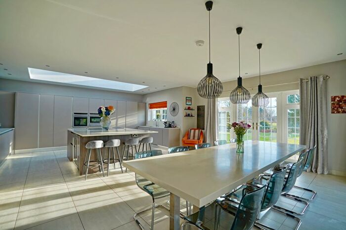 5 Bedroom Detached House For Sale In Old Ford Lane, Stonely, St Neots, PE19