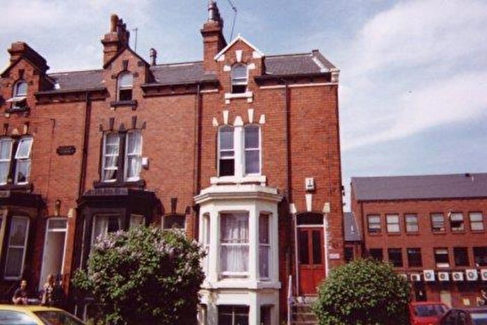 5 Bedroom House To Rent In Bennett Road, Headingley, Leeds, LS6