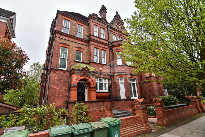 2 Bedroom Apartment To Rent In Eton Ave, Belsize Park, NW3