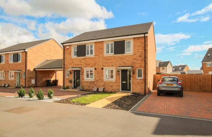 2 Bedroom Semi-Detached House To Rent In Lancaster Avenue, Maldon, CM9