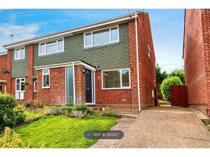 2 Bedroom Semi-Detached House To Rent In Corsair Drive, Southampton, SO45