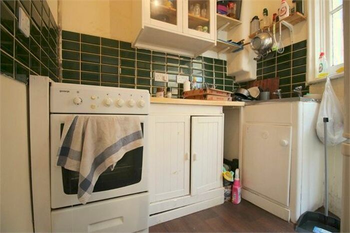 Studio To Rent In Ground Floor Studio, Francis Road, Leyton, E10