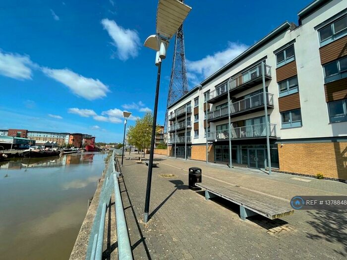 2 Bedroom Flat To Rent In Ballantyne Drive, Colchester, CO2